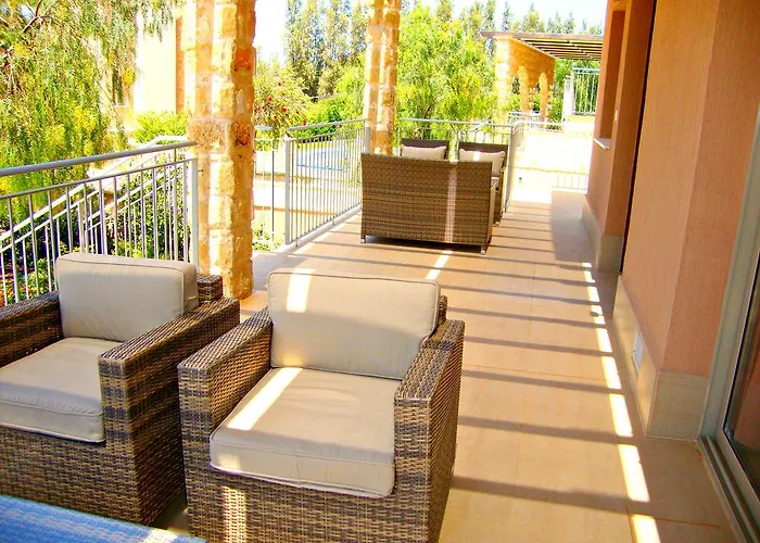 Kartiela Sandy - Private Pool - Jacuzzi - Private Area Vila Polis