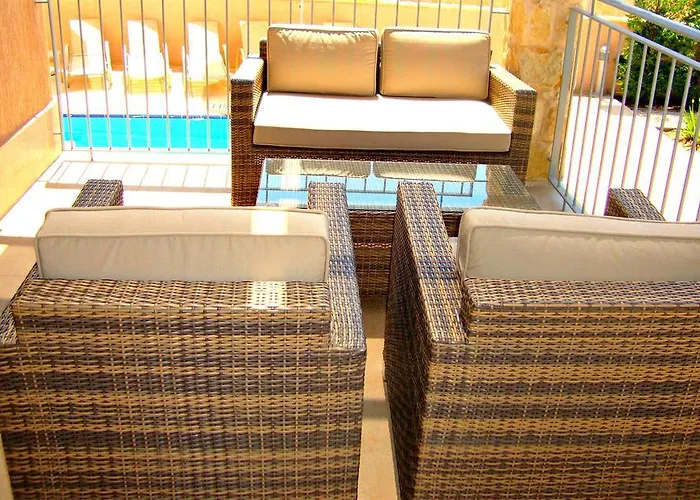 Vila Kartiela Sandy - Private Pool - Jacuzzi - Private Area *